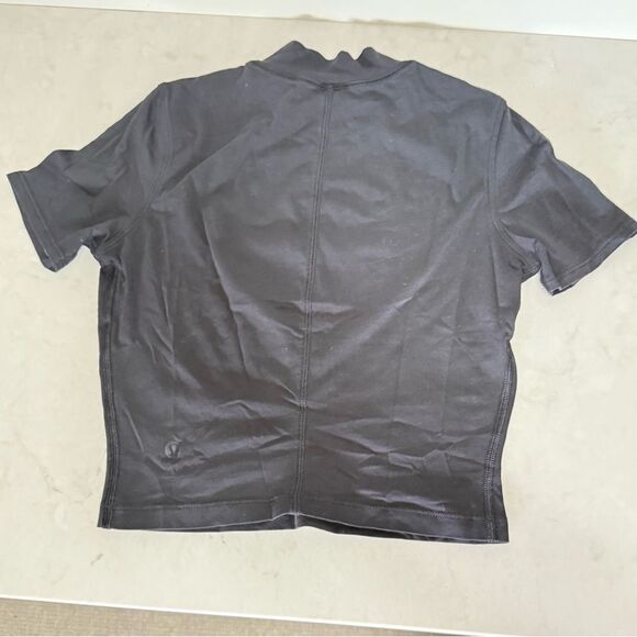 BNWOT Lululemon Kitsilano Mock Neck Tee - size 2 - Picture 3 of 6